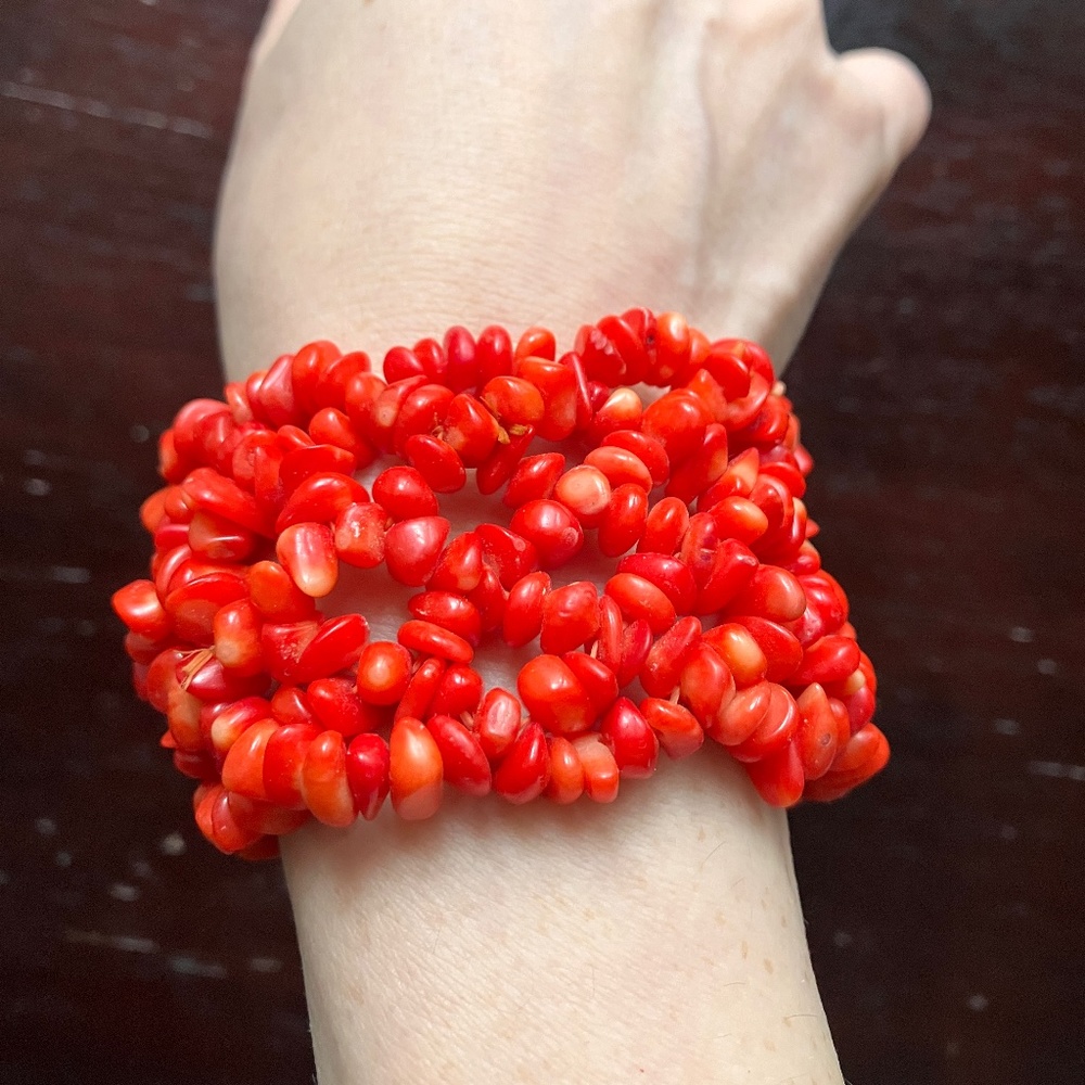 VINTAGE GENUINE CORAL BRACELET